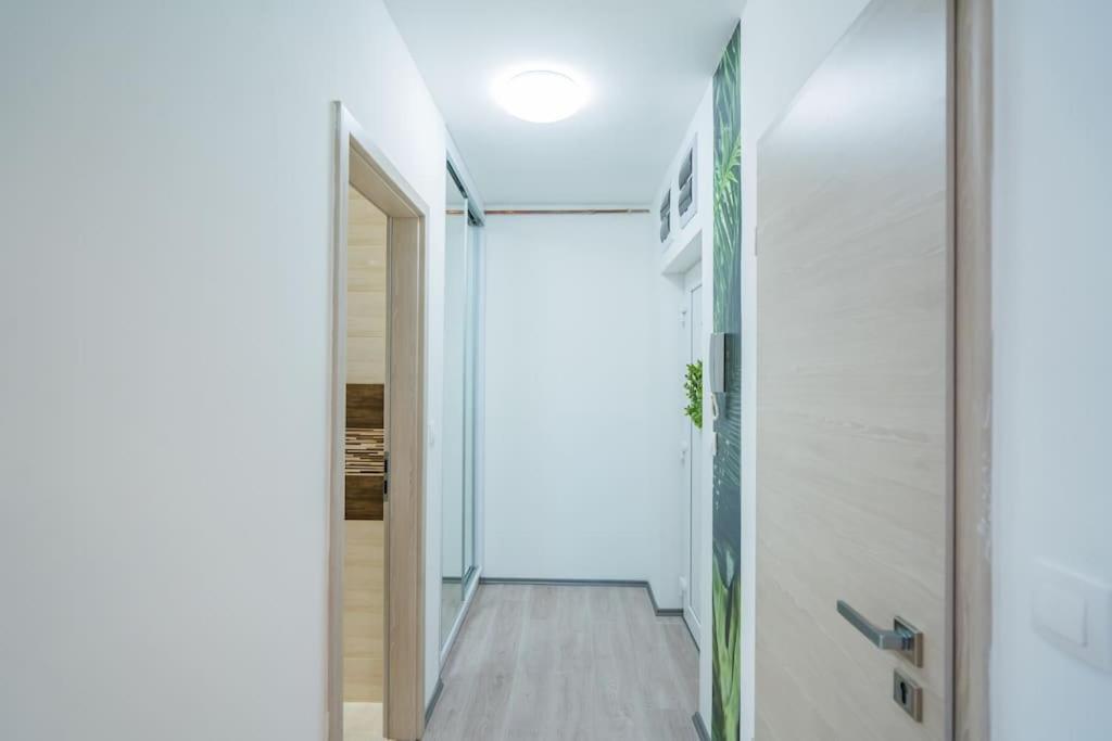 Jungle Apartment Siofok Exterior photo