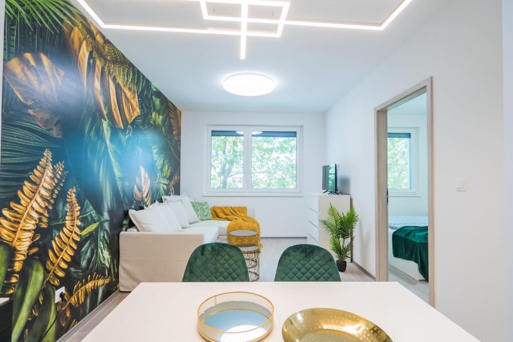 Jungle Apartment Siofok Exterior photo